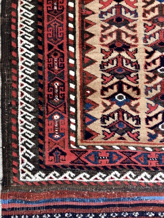 Khorassan Baluch rug with camel field, great colors and rare design - 3’7 x 5’5 - 110 x 165 cm. - asymmetric open right with heavily depressed warps.     