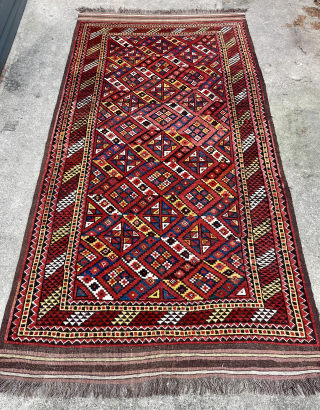 Central Asian Uzbek Carpet - 4'9 x 9'0 - email - mete@yorukruggallery.com                     