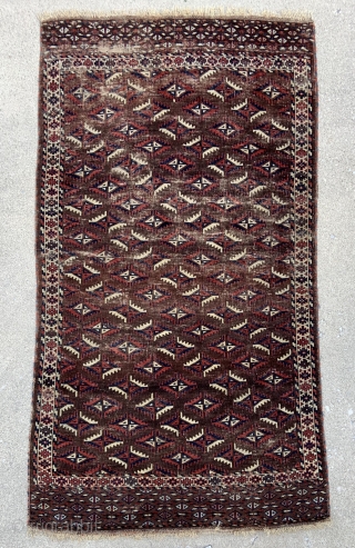 Chodor or Yomud Turkmen Small Main Carpet - asymmetric open right - 4'8 x 8'0 / 146 x 244 cm             