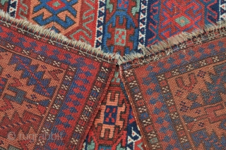 Colorful Kurdish rug of the Jaff/Sanjabi group from Northwest Persia - 4’9 x 7’4 ft. – 144 x 223 cm.             