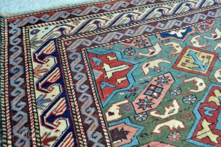 Exceptional Caucasian Alpan Kuba rug - 3'8 x 5'3 - 111 x 160 cm.                   