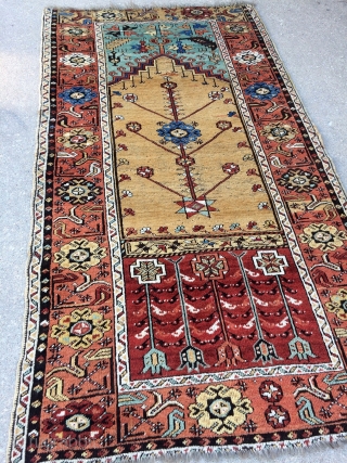 Antique Ladik Prayer rug - circa 1875 - 3'6 x 6'5 - 137 x 196 cm. No repairs!               