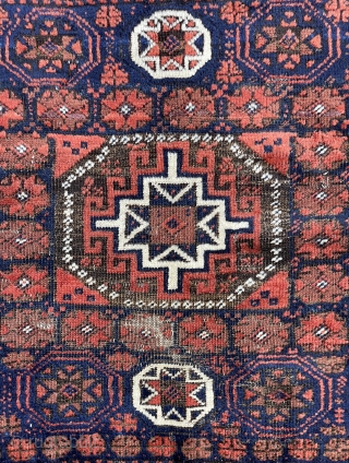 Baluch Bagface with Memling Gul Star in Octagon design - 31" x 31" - 79 x 79 cm - sides damaged slightly while retaining the original selvages, 2-3 tiny holes likely from  ...