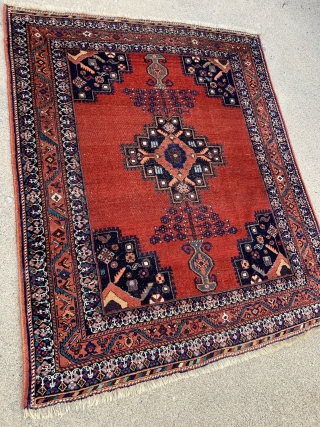 Small squarish size Afshar rug - 3'7 x 4'4 / 115 x 135 cm                   