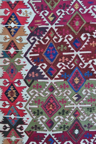 Southeast Anatolian Kilim with crisp natural colors, few small old repairs but great overall condition, most whites are cotton, some are wool and some blended wool and cotton. Previous owner was hanging  ...