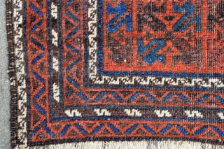 Antique Baluch rug - symmetrically knotted - circa 1870-80 - 2'8 x 4'6 - 81 x 137 cm.               