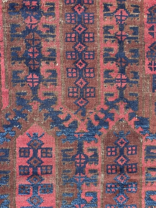 Beautiful Small Baluch Rug with , glossy wool, electric colors and large scale powerful drawing                  