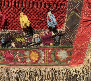      Here is an interesting Laki/Kungrat embroidered wall hanging.
     One of those family treasurers that are easy to over look.
      ...