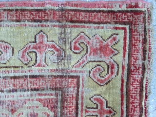 A rare type of Kaskhar rug ! 
Early 19th….
In condition as photos .
Nice Size : 221x108


                 