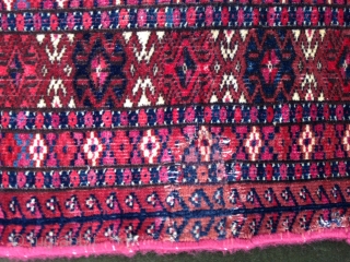 September sale :
A 6 guls Tekeh Chuval with cotton highlights and nice colors ;
Circa : 19TH.
Size : 127x77cm               