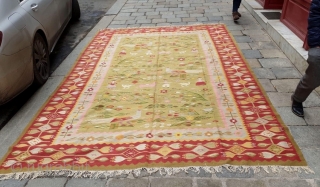 Balkan Kilim
Oltenia
360x285 cm                              