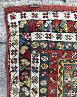 Westanatolian Kozak rug
ca. 1900
120x95cm                             