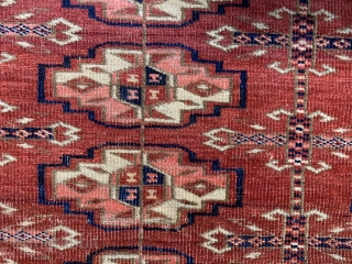 Finely woven Turkmen / Turkomen chuval.  Tekke or Saryk, we'll let you decide.  The unusual thing about this piece is the oxidized silk highlights (possibly cochineal)-silk ONLY in the bottom  ...