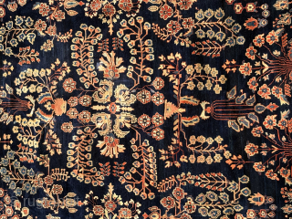 Beautiful Sarouk (Mohajeran) in very good condition with great wool and very good colors. Thick and relatively full pile with a couple of minor expected wear spots. Supple handle and lustrous wool.  ...