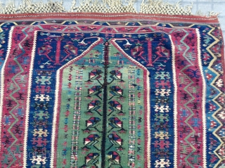 Anatolian. Kilim  Prayer very beautiful  colors and very fine 150 years old 
Good condition  size. 140x105              