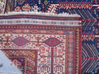 Shakarlu rug .19th all vegetable dyes.
in very good condition.size.310x160                        
