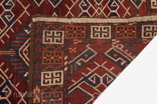 Ersari/Beshir Engsi Rug, Turkmenistan, 19th century, 165 x 142 cm (No.29382)                      