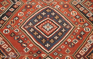 Lovely Kilim Kashkai (Qashqay) 1920-1950,

238 × 147 cm (7' 9" × 4' 9"),

The price for Extra EU citizens/UE Companies: €778.00,

This piece has a geometric design with lovely colors.     