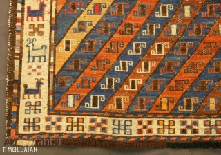 Antique Azerbaijani Sumak Carpet, ca. 1920,

125 × 74 cm (4' 1" × 2' 5"),


The price for Extra EU citizens/UE Companies: €778.00

            