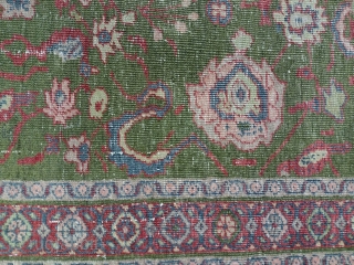 Beautiful Antique Mahal Zeigler Rug, 168 x 98 CM.
Generally worn.                       