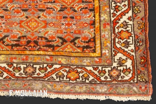 Malayer Antique Persian Rug, 1900-1920
194 × 135 cm (6' 4" × 4' 5")                    