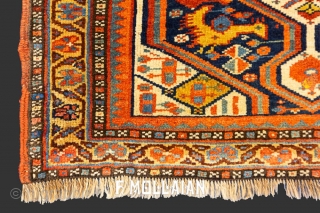 Tribal Design Antique Persian Khamse Rug, 19th Century

63 × 57 cm (2' 0" × 1' 10")

Very nice khamse
               