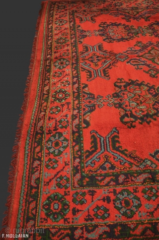 Beautiful Antique Turkish Ushak (Oushak) Carpet, ca. 1900,


455 × 308 cm (14' 11" × 10' 1")                 