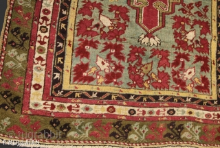 Beautiful Antique Turkish Mogiur Rug, ca. 1880

161 × 107 cm (5' 3" × 3' 6")                  