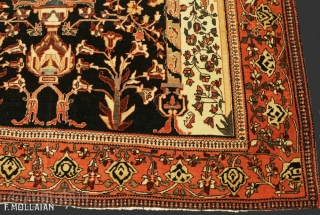 SpecialAntique Persian Saruk Farahan Rug, ca. 1880,

200 × 130 cm (6' 6" × 4' 3")                  