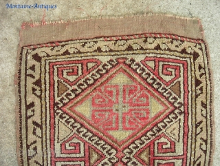 Anatolian Yastik-- 1 ft 7 by 3 ft. 3 Inches. early one. w/ even pile
                  