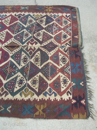 Here's an old turn of the century Turkish (anatolian) kilim comprised of two seperate peices woven together (common feature), size is 4'10"x9'5", one end is better off than the other (please see  ...