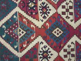 Here's an old turn of the century Turkish (anatolian) kilim comprised of two seperate peices woven together (common feature), size is 4'10"x9'5", one end is better off than the other (please see  ...