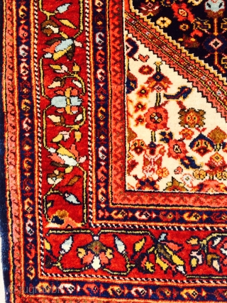 Nice old Arak rug measuring 4'3"x 6'6" in good condition.  More pics available upon request.                 