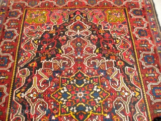 Here is a gorgeous Bakhtiari from the 1930's in the 5'x7' size range, tip top shape, ready to go.  The size is actually 5'x7'.  Thanks!      