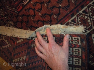 A nice little Turkomen Hatchli, size is 3'10"x5', has a little wear.                     