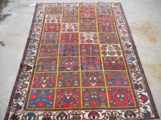 Here is a beautiful Bakhtiari from the 1920's, perfect condition, ready to go, size is 4'6"x6'7".                 