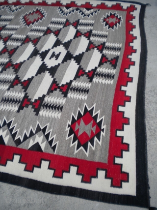 The Rug Pickers find as found: A vintage regional Navajo measuring 9x 12 in near mint condition...has a few spots that need to be removed....no bleeding, holes, tears, or old repairs.   ...