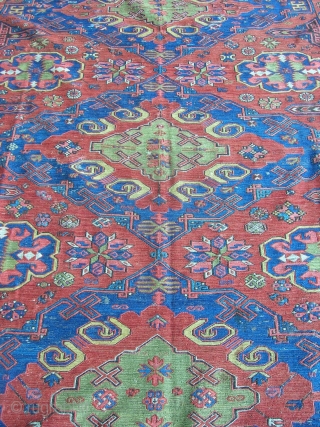 RUG-PICKER FIND AS FOUND:  AN EARLY 20TH CENTURY RUSSIAN SOUMAK IN VERY GOOD CONDITION.  THE SIZE IS 9'5"X6'10".  NO ANIMAL STAINS OR URINE SMELL.  THANKS FOR LOOKING!  