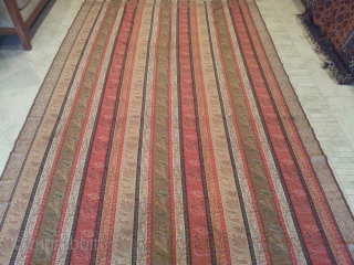 khashir textile
begining of 20th century
good condition
size : 1.60 x 3.18                       