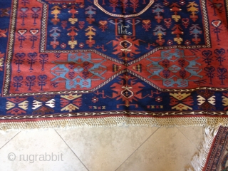 SPECTACULAR AVAR (SUMAC - SPECIAL TECHNIQE OF WEAVING) 
dated 1305 = 1887
mint mint mint condition 
all the color are vag   
SIZE : 1.65 X 5.45
FREE SHIPINNG!     