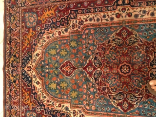 KASHAN Circa 1900 
Excellent condition 
Full Pyle 
SIZE : 137 X 206
ITEM NO. 3                   