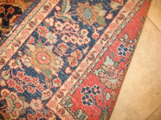 KASHAN CIRCA 1900
Good condition 
Good weaving 
Particular example
size 130 X 204 CM
                     