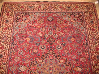 KASHAN CIRCA 1900
Good condition 
Good weaving 
Rare Design
SIZE 137 X 209 
                     