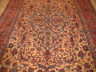 Antique Isfahan Circa 1900?
Very good condition
SIZE : 216  X  321 
ITEM NO. 60                  