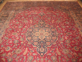 KASHAN 80 YEARS 
VERY GOOD CONDITION
SIZE : 270 X 370
ITEM NO. 94                     