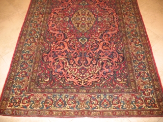 ANTIQUE ASFHAN ARMHAD 
PERFECT CONDITION
CIRCA 1900
SIZE : 133 X 211
ITEM NO. 104                     