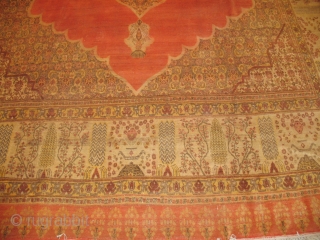 ANTIQUE TABRIZ 
PERFECT CONDITION
CIRCA 1900?
SIZE : 325 X 425
ITEM NO. 108                      