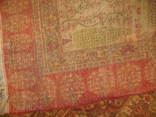 ANTIQUE TABRIZ 
PERFECT CONDITION
CIRCA 1900?
SIZE : 325 X 425
ITEM NO. 108                      