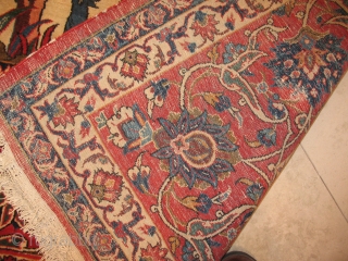 ASFHAN  CIRCA 1900
PERFECT CONDITION
SIZE : 240 X 349
ITEM NO. 121                      