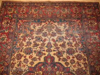 ANTIQUE ASFHAN CIRCA 1900 
VERY GOOD CONDITION
SIZE : 144 X 212 
ITEM NO. 144                   